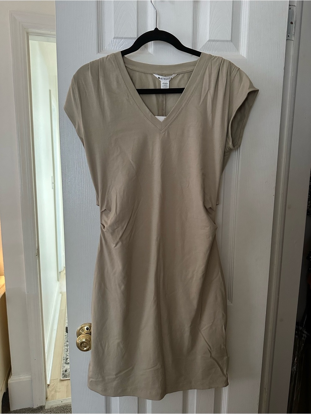 Athleta V-Neck Cap Sleeve Tunic Dress in Taupe
